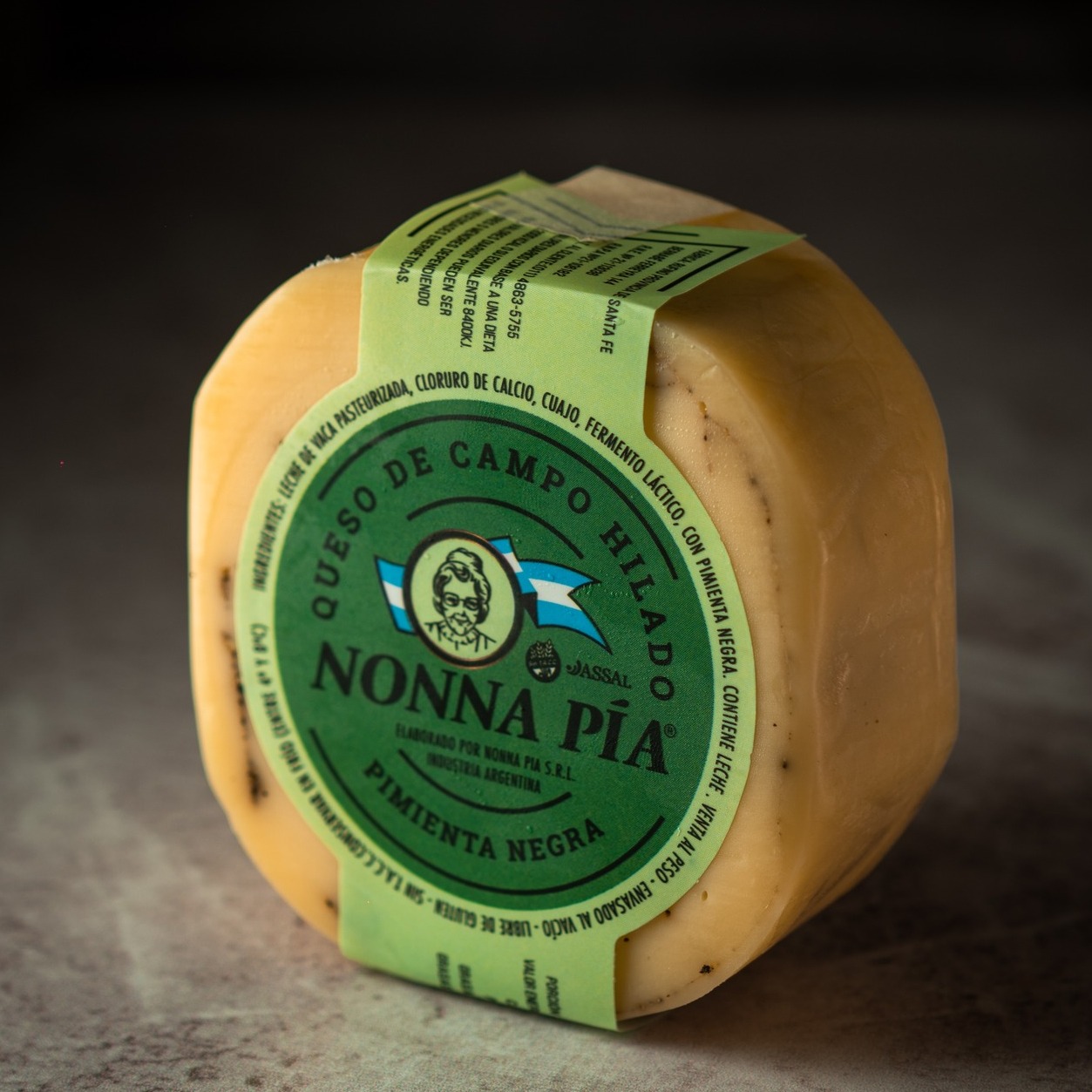 NONNA PIA QUESO DE CAMPO PIMIENTA NEGRA